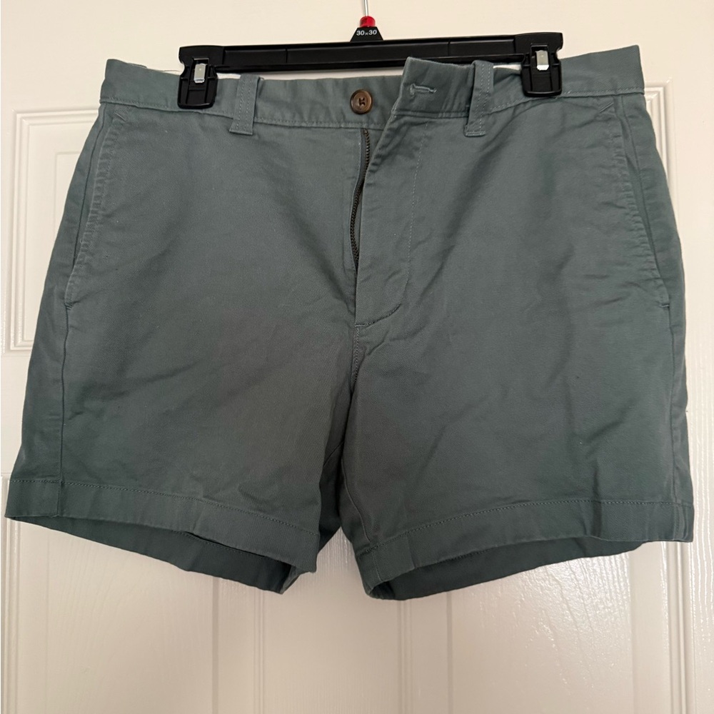 J. Crew Men's Sage Green Flat Front Shorts
